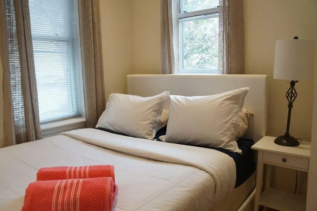 Garden Penthouse 70' - Astoria Otel New York 0*,