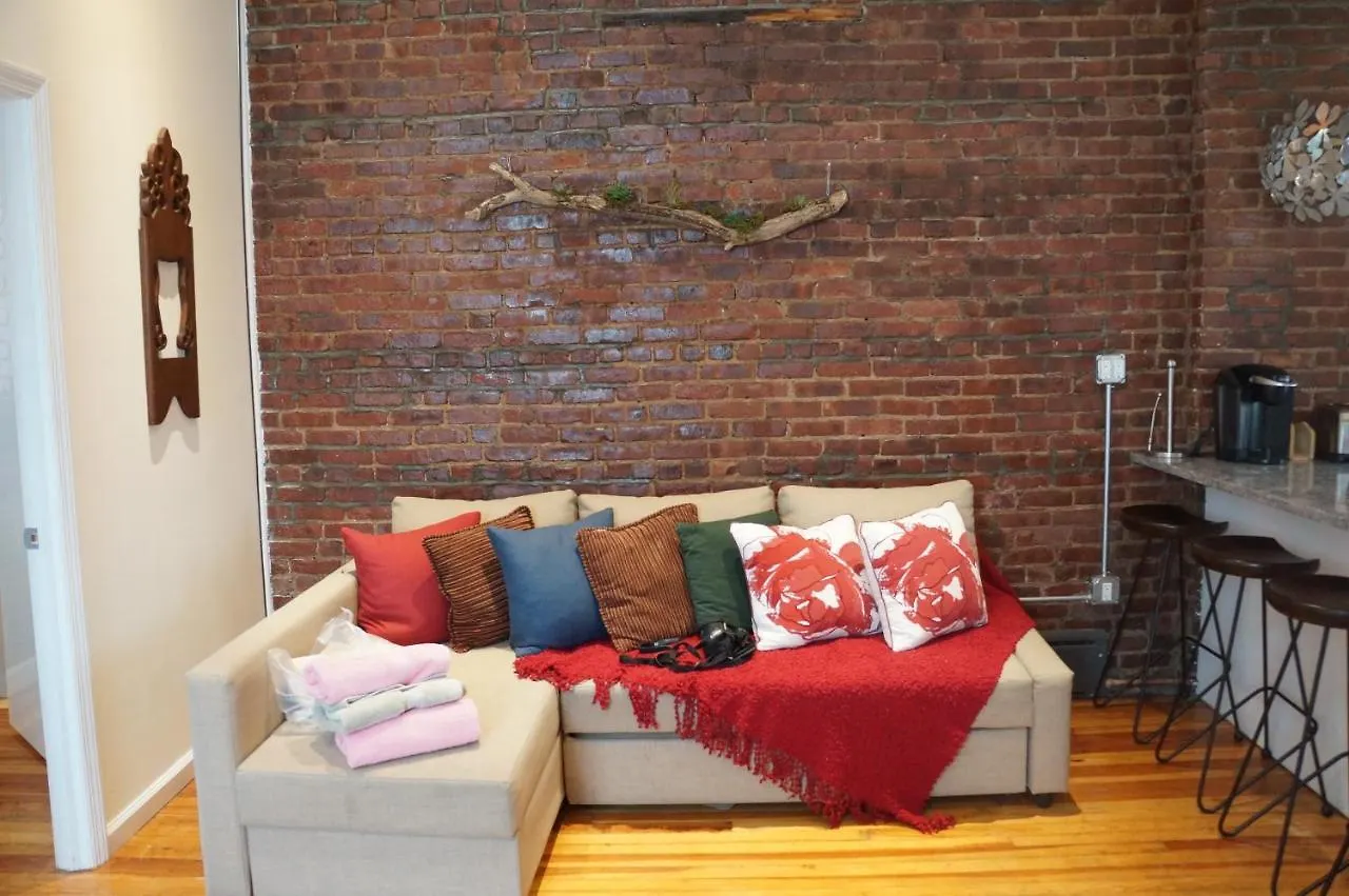 Garden Penthouse 70' - Astoria Otel New York 0*,  ABD